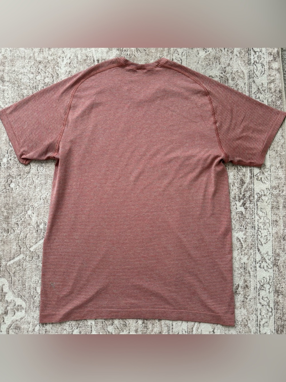 Lululemon Men’s Swifty Tech Short Sleeve - Picture 3 of 3